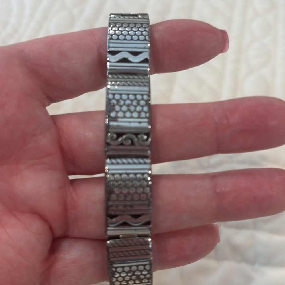 Brighton Silver Geometric Patterned Bracelet - image 4